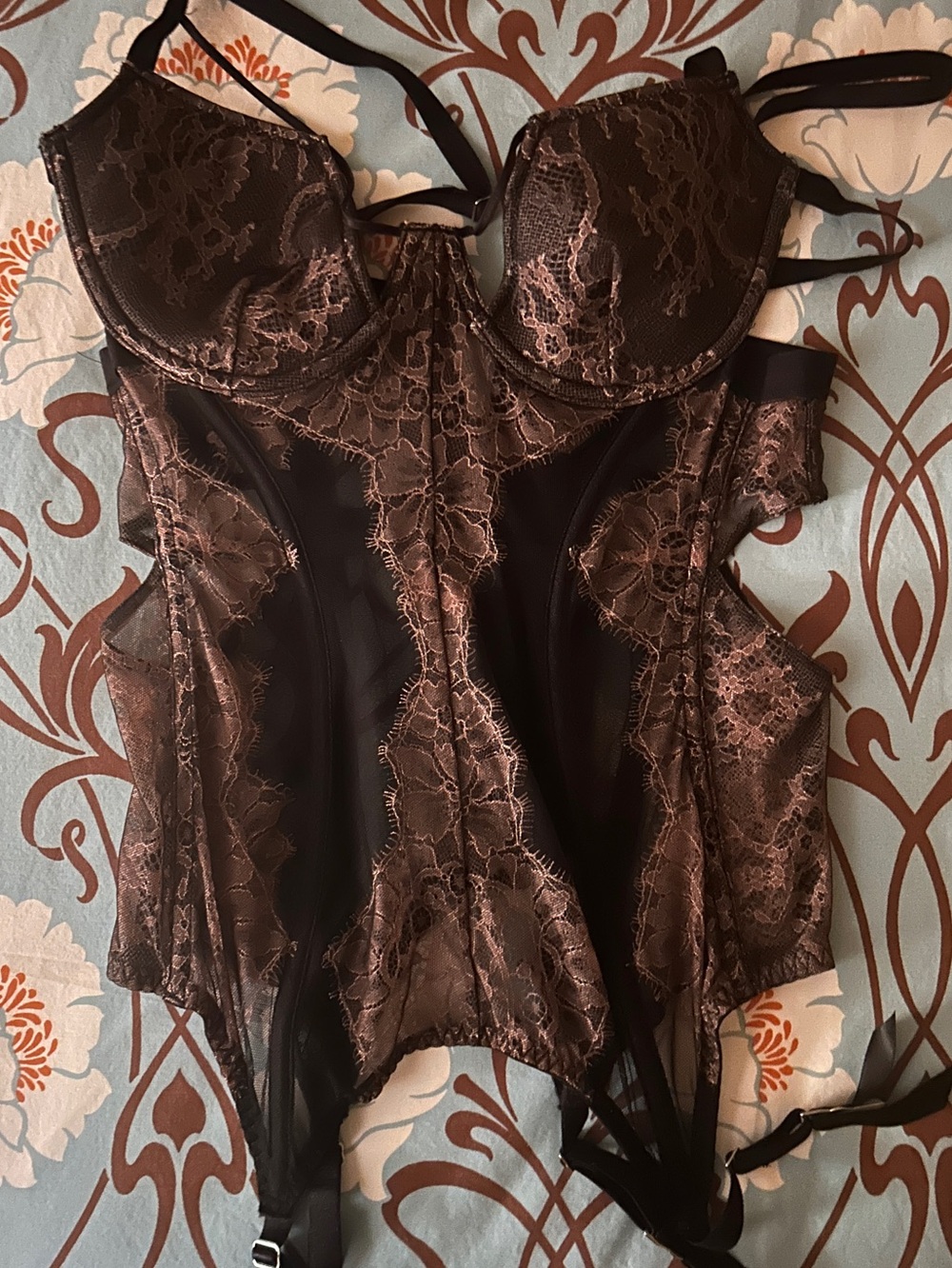 NWT 36D Vintage Y2K Victoria's Secret Merrywidow Lingerie
